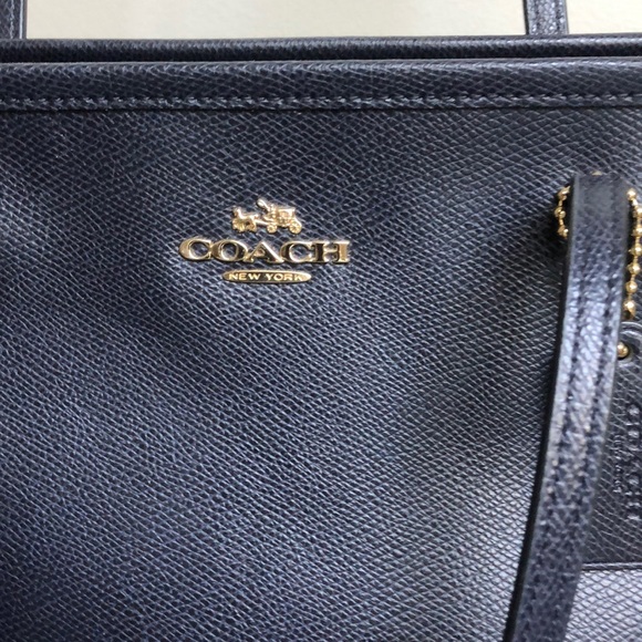 Navy coach purse - Picture 2 of 6